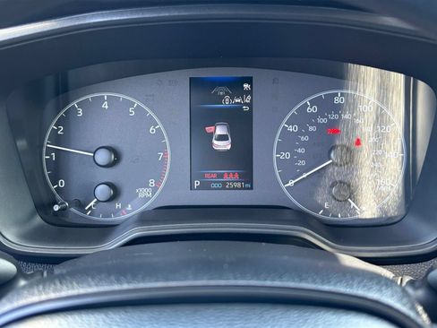 Used 2025 Toyota Corolla LE FWD image 40