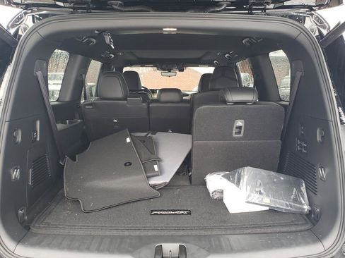 Certified 2025 Nissan Armada PRO-4X w/ Pro-4X Premium Package image 7