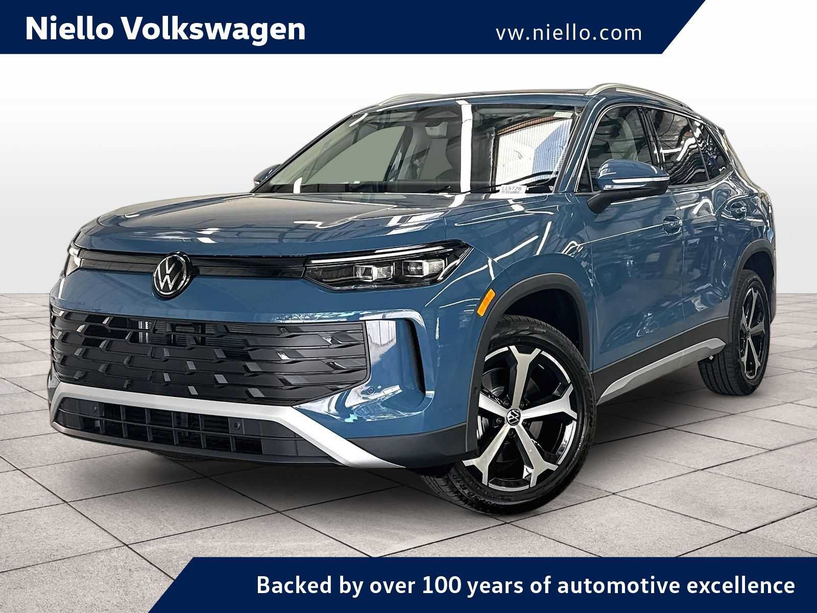 New 2026 Volkswagen Tiguan SE FWD image 1
