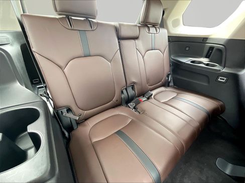Used 2023 Honda Pilot Elite image 26