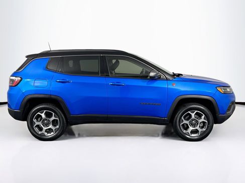 Used 2022 Jeep Compass Trailhawk w/ Trailhawk Convenience Group image 12