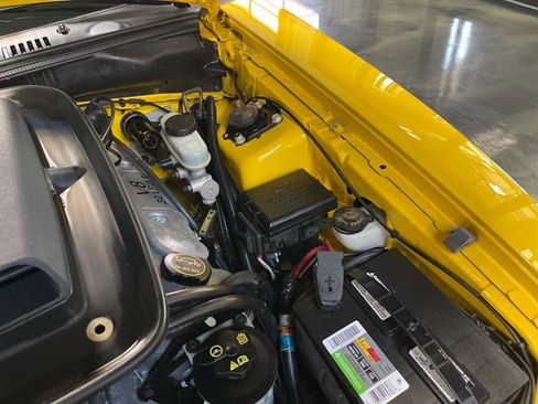Used 2004 Ford Mustang Mach 1 RWD image 48