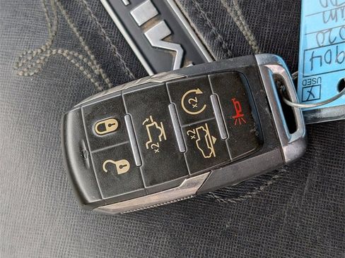 Used 2020 RAM 1500 Limited image 28