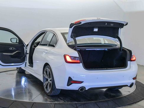 Used 2022 BMW 330i Sedan w/ Driving Assistance Package image 27