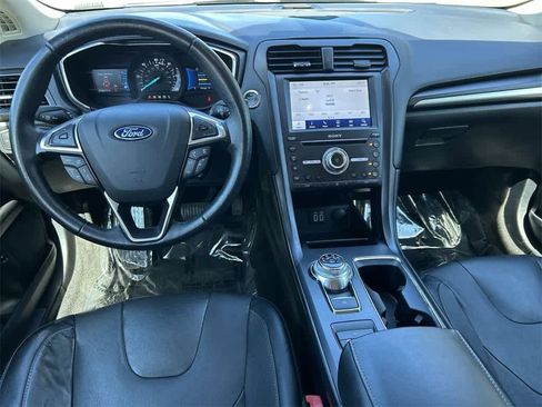 Used 2020 Ford Fusion Energi Titanium image 19