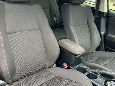 Used 2018 Toyota Corolla iM image 19