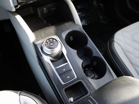 Used 2024 Ford Escape Platinum w/ Premium Technology Package image 21