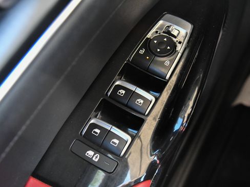 Used 2026 Kia K5 GT-Line w/ GT-Line Premium Package FWD image 40