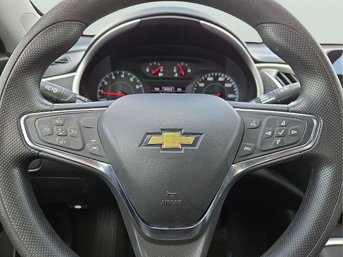 Used 2024 Chevrolet Malibu LT FWD image 24
