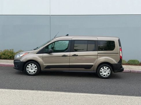 Used 2020 Ford Transit Connect XL FWD image 3