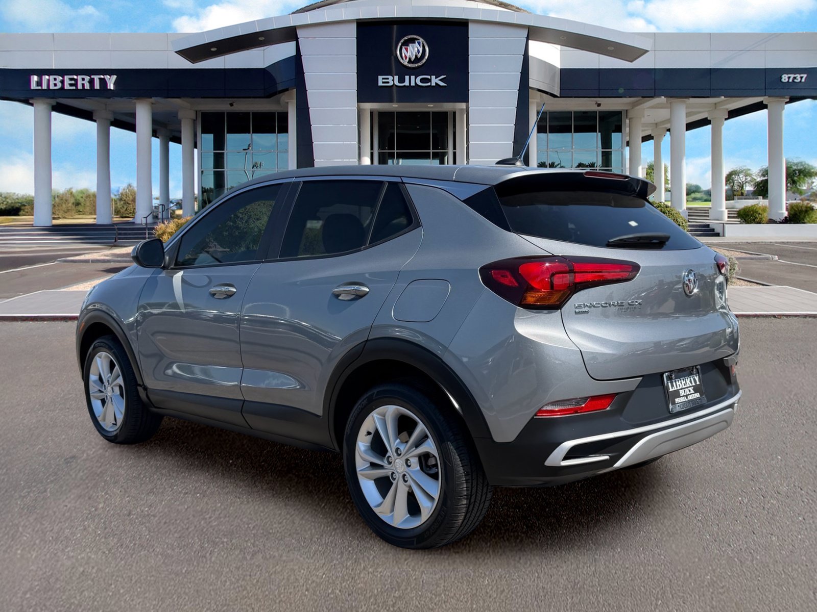 Used 2023 Buick Encore GX Preferred AWD/4WD image 5