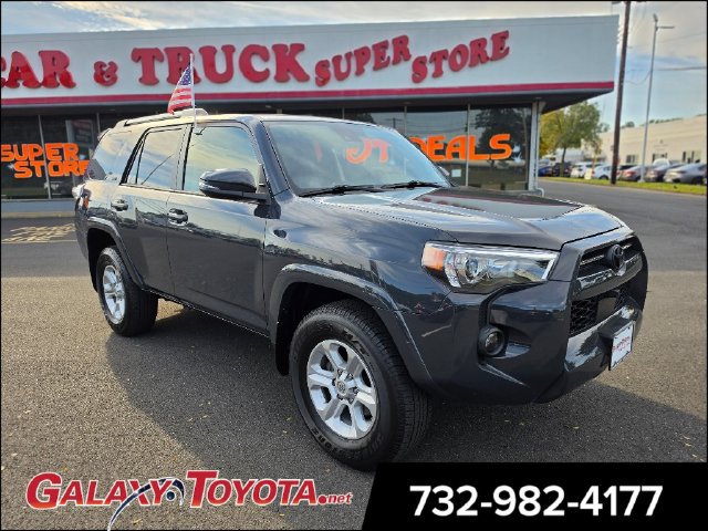 Used 2024 Toyota 4Runner SR5 Premium w/ Moonroof Package AWD/4WD image 1