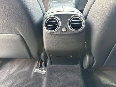 Used 2019 Mercedes-Benz GLC 300 4MATIC Coupe image 46