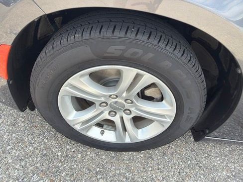 Used 2023 Dodge Charger SXT RWD image 10
