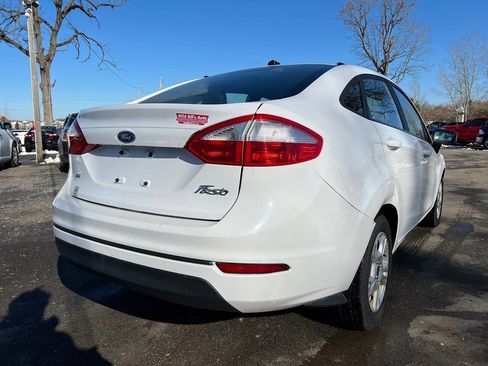 Used 2016 Ford Fiesta SE image 6