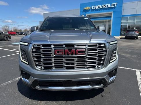 New 2026 GMC Yukon Denali w/ Sun & Power Step Package AWD/4WD image 2