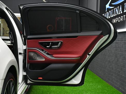 Used 2022 Mercedes-Benz S 580 4MATIC Sedan image 35
