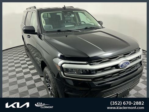 Used 2024 Ford Expedition XLT AWD/4WD image 1