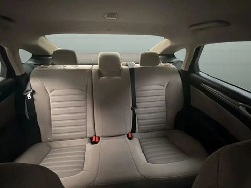 Used 2017 Ford Fusion S FWD image 17
