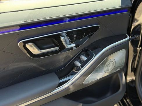 Used 2024 Mercedes-Benz S 580 4MATIC Sedan image 29