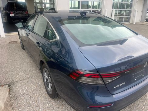 Used 2024 Honda Accord EX-L image 5