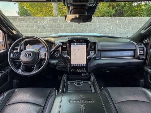 Used 2024 RAM 2500 Limited AWD/4WD image 30
