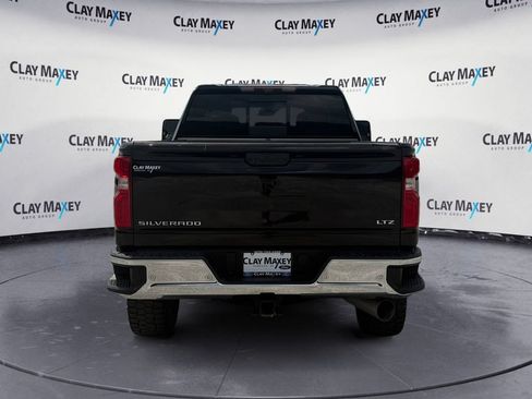 Used 2020 Chevrolet Silverado 3500 LTZ w/ LTZ Plus Package AWD/4WD image 4