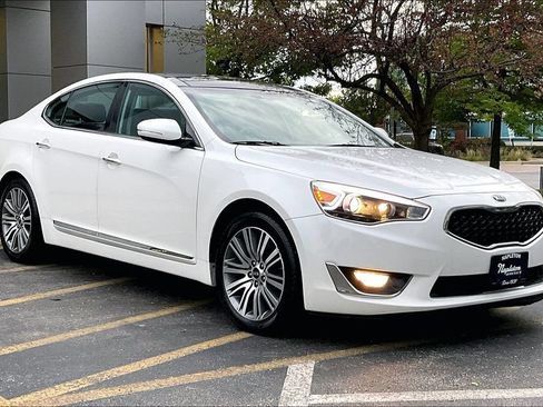 Used 2016 Kia Cadenza Premium FWD image 38