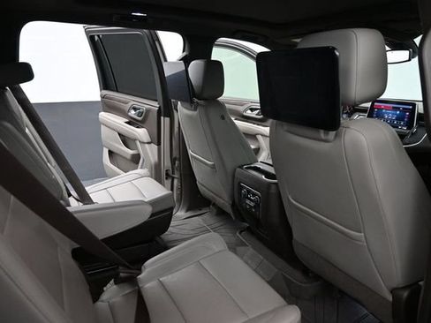 Used 2021 Chevrolet Suburban LT w/ Rear Media and Nav Package AWD/4WD image 24