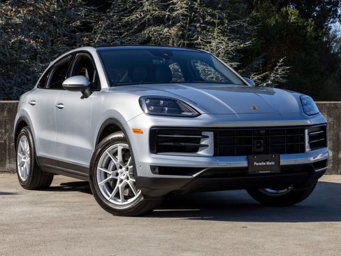 Certified 2025 Porsche Cayenne Coupe image 6