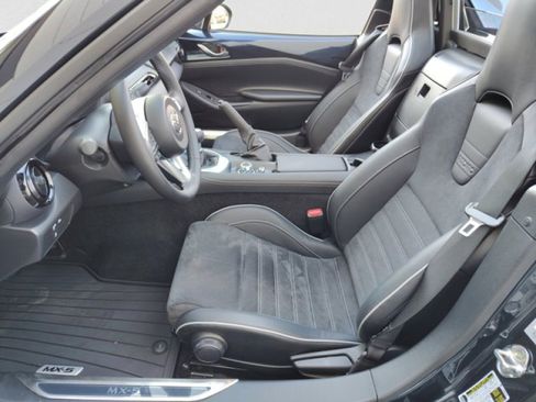 Used 2025 MAZDA MX-5 Miata RF Club w/ Interior Package image 11