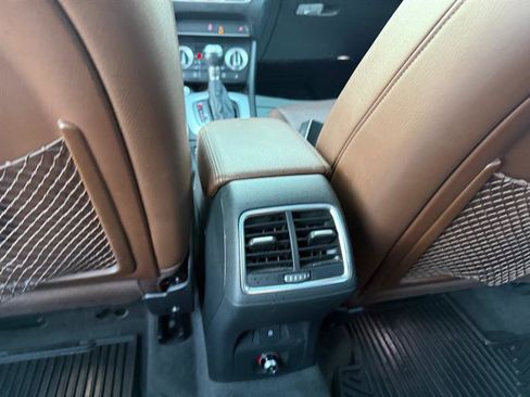 Used 2015 Audi Q3 2.0T Prestige image 12