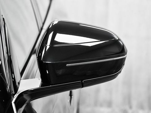 Used 2025 BMW 760i xDrive image 82