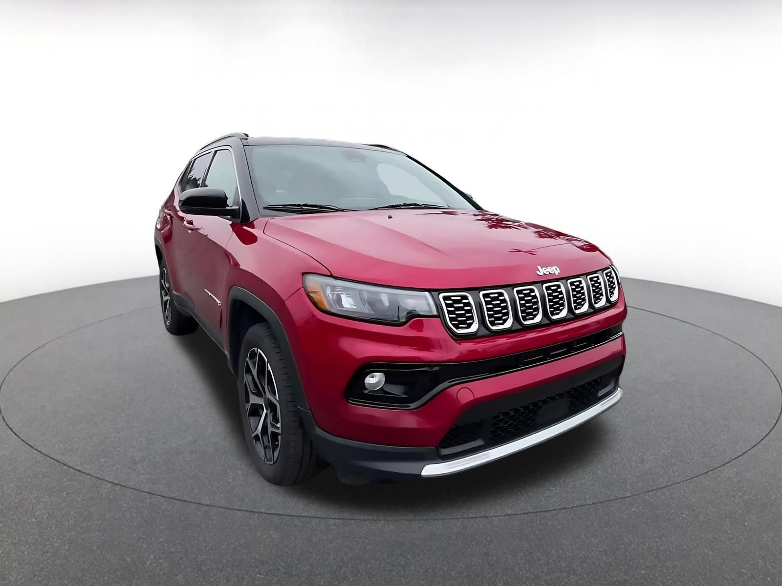 Used 2025 Jeep Compass Limited AWD/4WD image 3