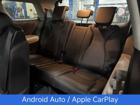 Used 2024 Kia Carnival LX image 20