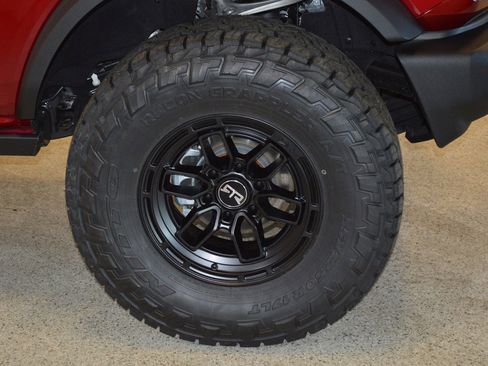 New 2025 Ford Bronco Big Bend image 9