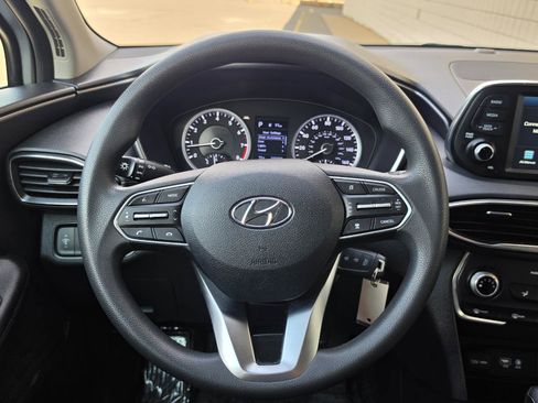 Used 2020 Hyundai Santa Fe SE AWD/4WD image 17