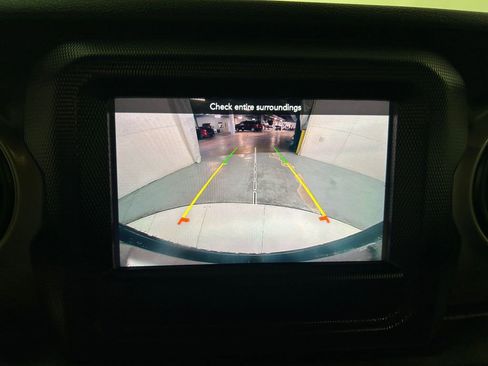 Used 2020 Jeep Wrangler Unlimited Sport S image 26