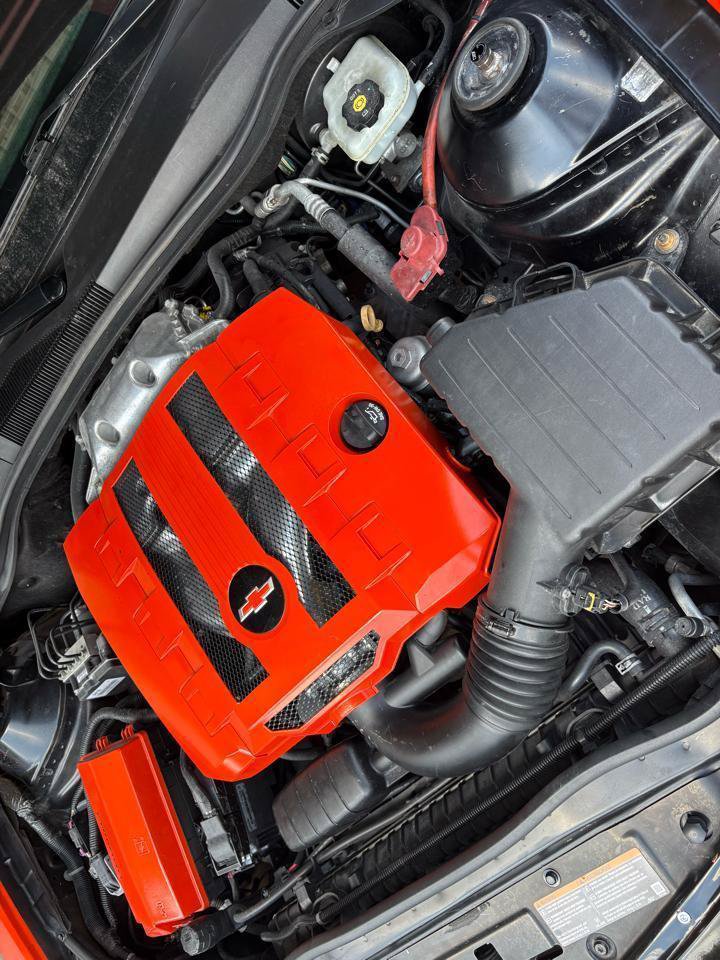 Used 2011 Chevrolet Camaro LS RWD image 29