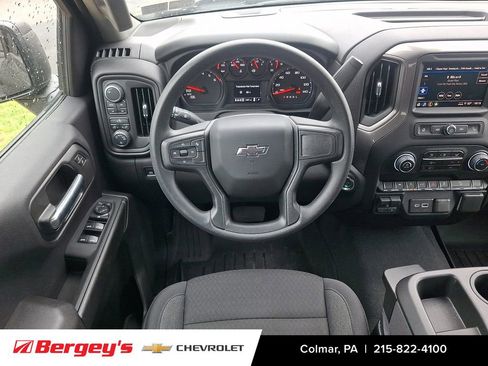 Certified 2025 Chevrolet Silverado 1500 Custom Trail Boss w/ LPO, Dark Essentials Package AWD/4WD image 13