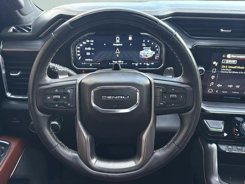 Used 2023 GMC Sierra 1500 Denali Ultimate AWD/4WD image 13