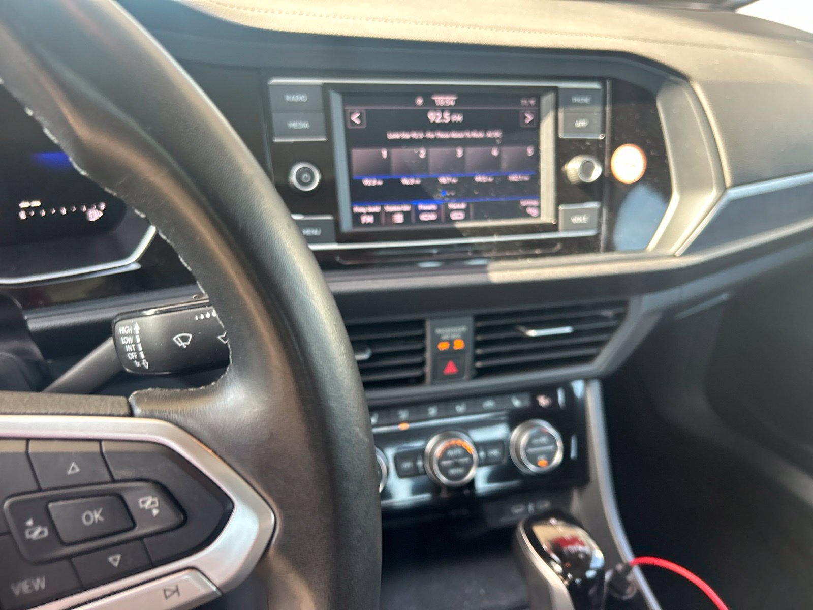 Used 2024 Volkswagen Jetta SE FWD image 22