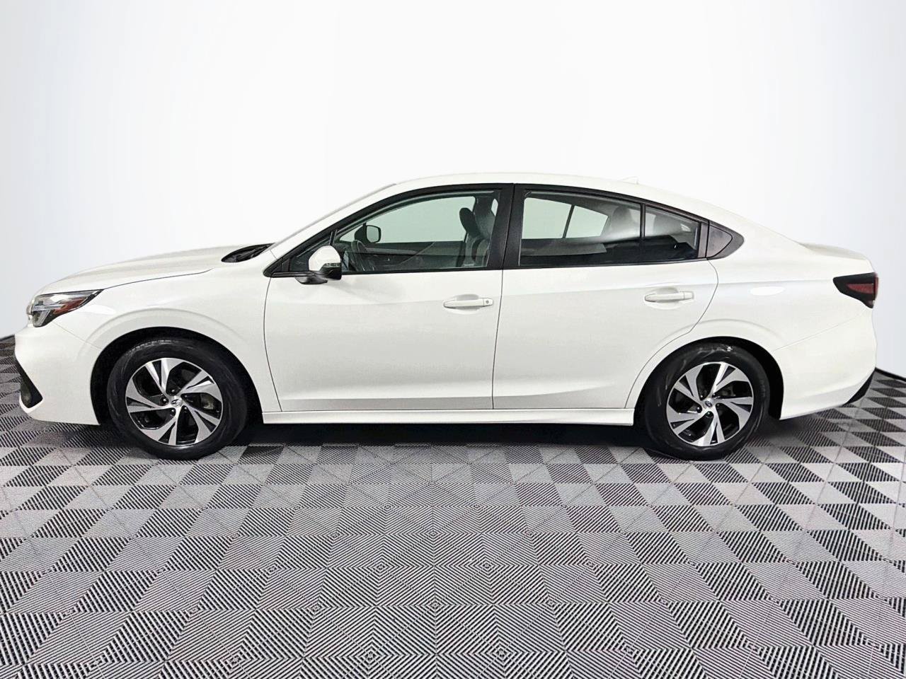 Used 2023 Subaru Legacy Premium AWD/4WD image 7