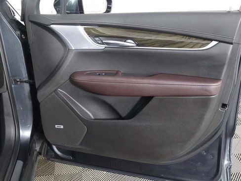 Used 2023 Cadillac XT6 Premium Luxury AWD/4WD image 31