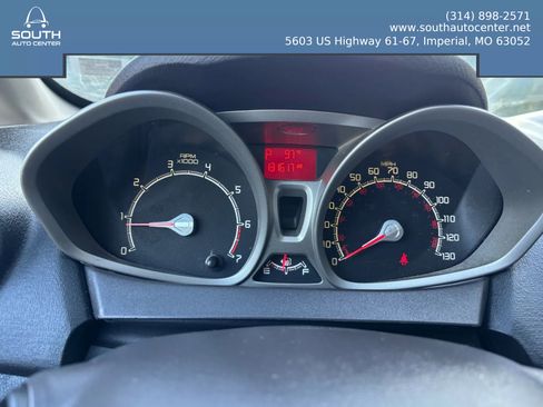 Used 2011 Ford Fiesta SE w/ 201A Rapid Spec Order Code image 16