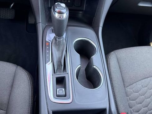 Used 2020 Chevrolet Equinox LT AWD/4WD image 23