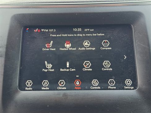 Certified 2019 Jeep Cherokee Latitude Plus w/ Cold Weather Group image 17