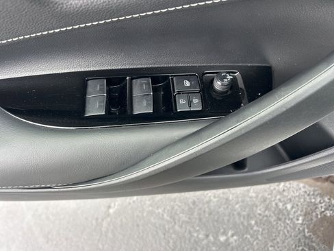 Used 2024 Toyota Corolla SE image 4