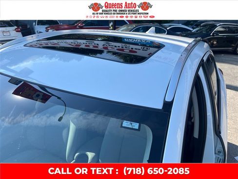 Used 2022 Honda HR-V EX image 13
