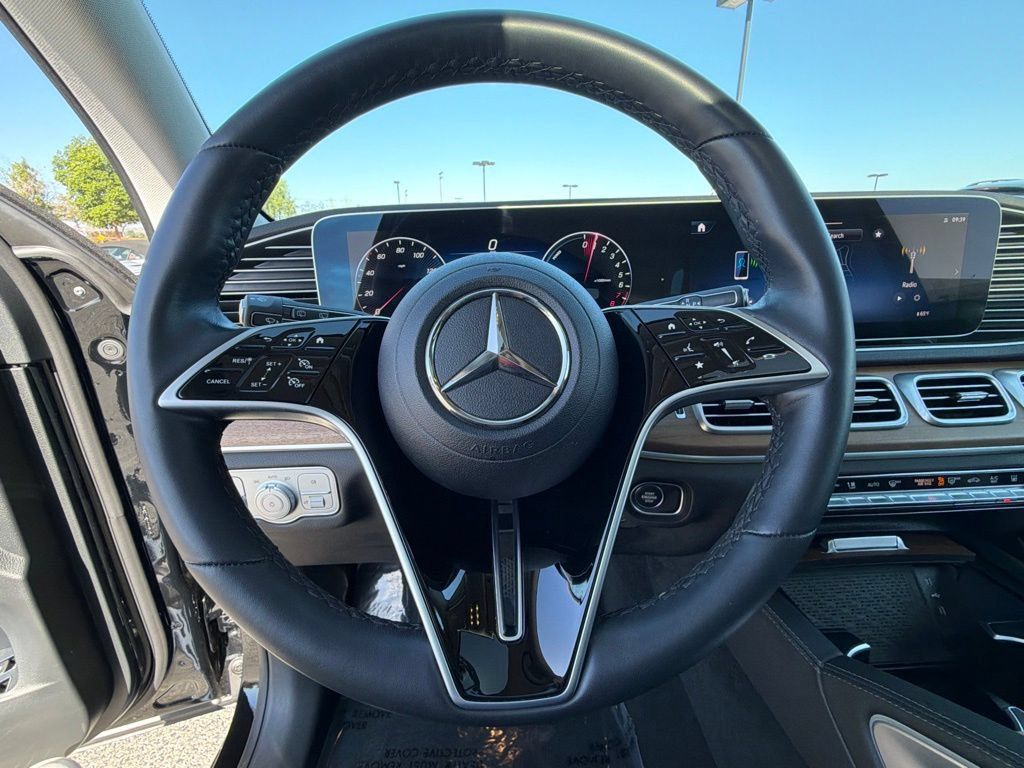 Certified 2025 Mercedes-Benz GLE 450e 4MATIC image 25